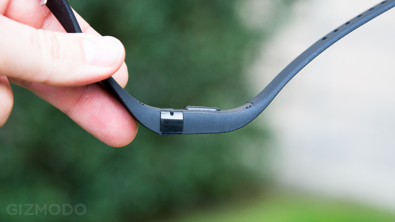 Illustration for article titled Fitbit Charge HR Review: This Is The One You Want